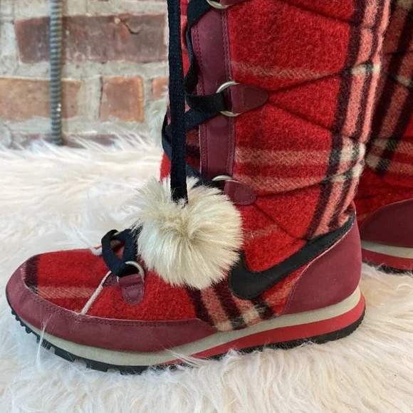 Nike Hi3 Plaid Winter Snow Boots, Size 5 - Picture 8 of 16